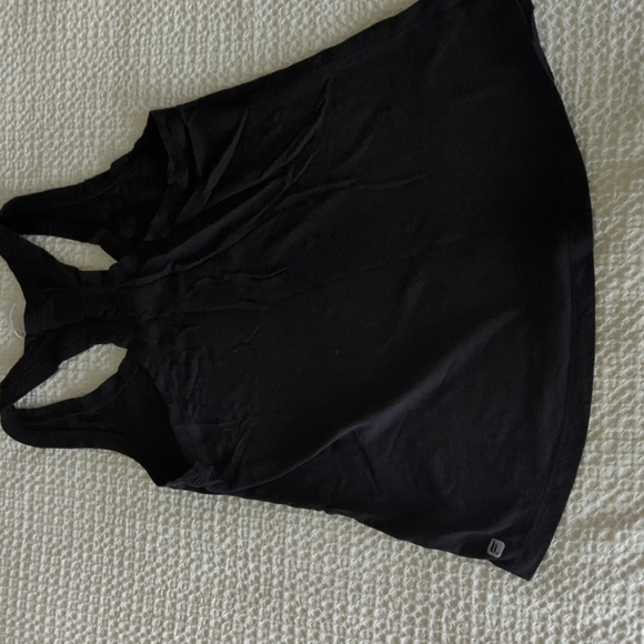 Fabletics workout tank - Picture 3 of 3